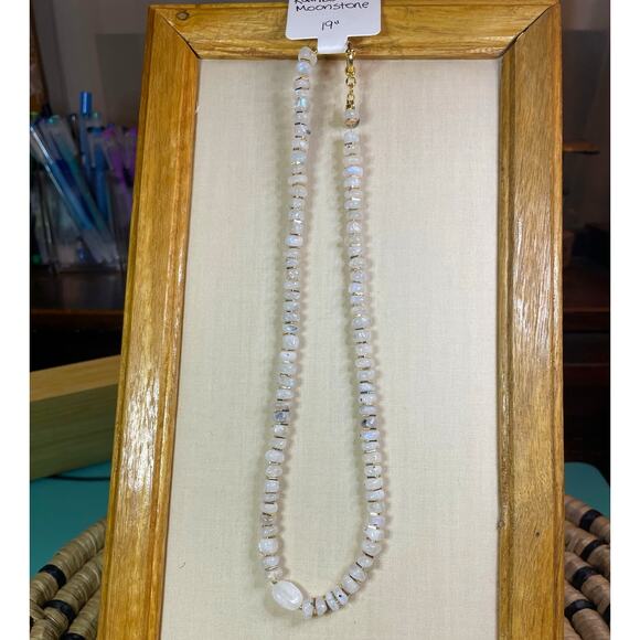 New, Rainbow Moonstone Gemstone Necklace, 19", Gold Tone Clasp, Artisan Made - Picture 1 of 1